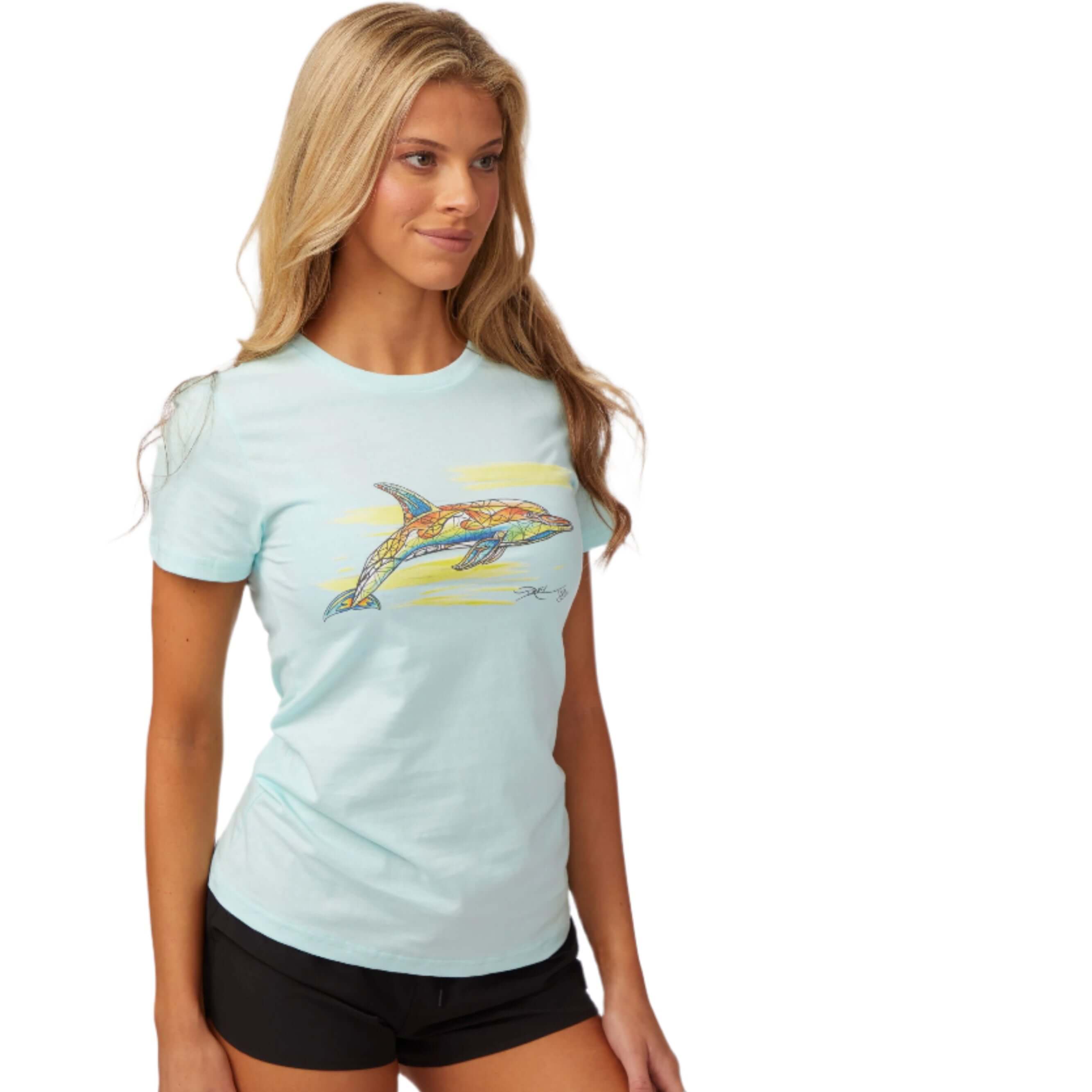 Model wearing the DaveL Lumba Lumba T-Shirt featuring vibrant marine art and a relaxed fit for beach lovers.