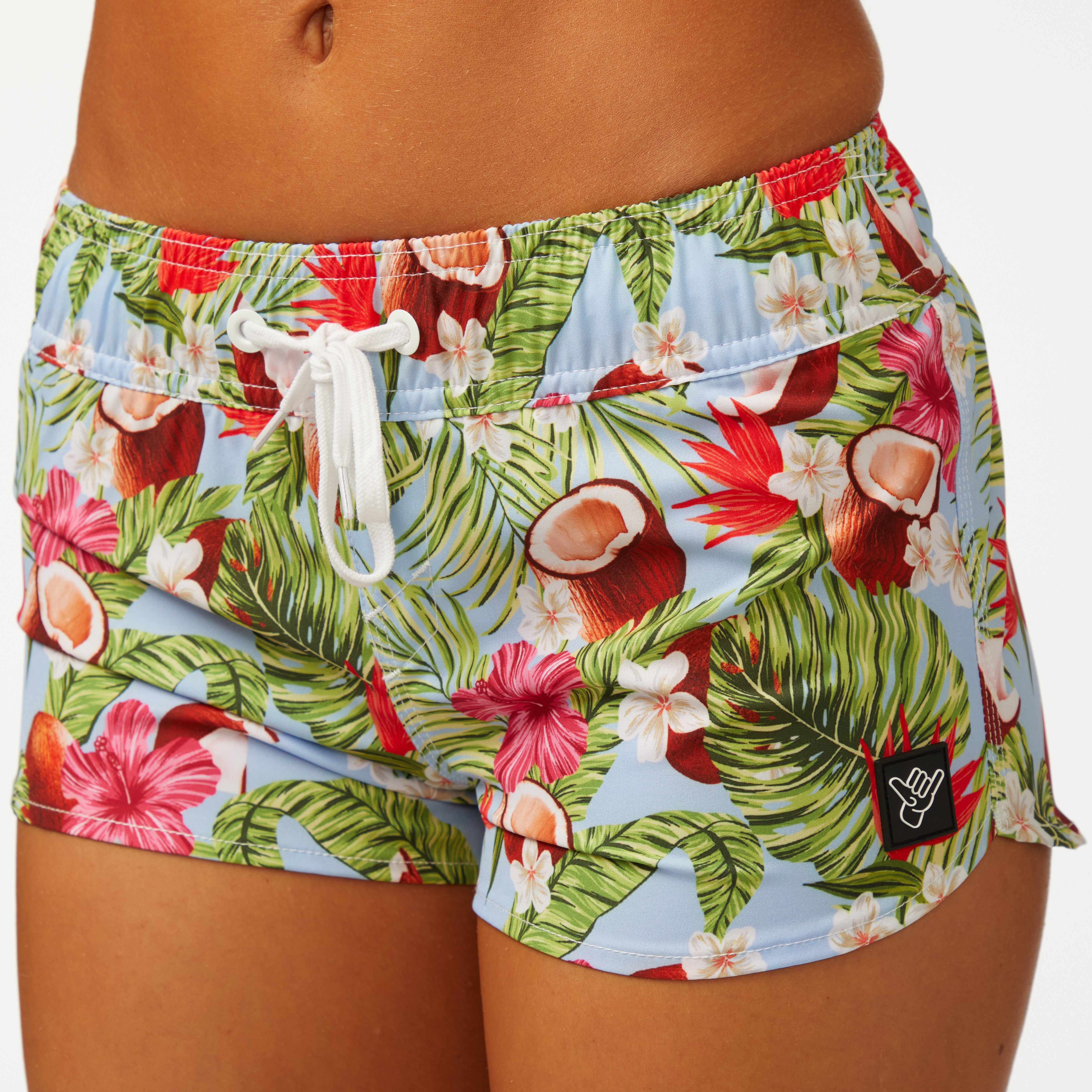Coco Loco Volley Short in tropical print, designed for comfort and flexibility with a mid-rise fit.